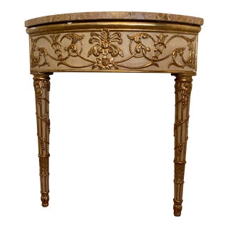 Paris - Early 19th Century French Rose Marble Top Wooden Hand-Carved Corner Table With Gold Leaf For Sale