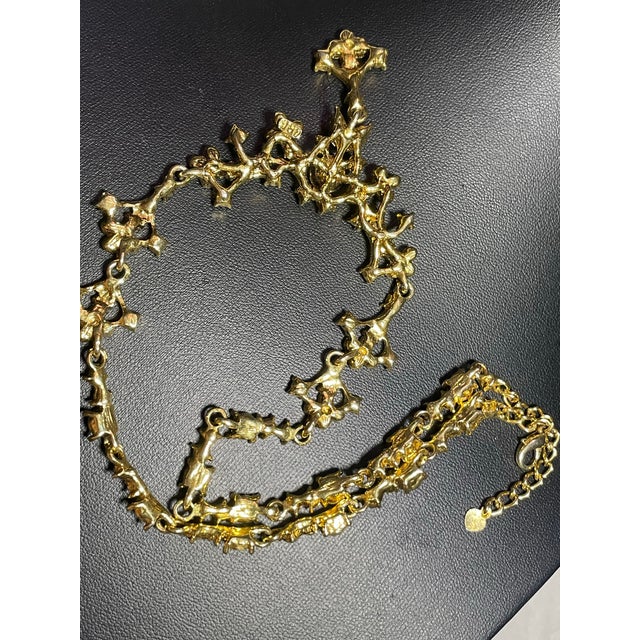 1950s MCM Jewelry by Ark. Necklace With Rhinestone Pastel Tones of Light Blue, Soft Pink, Peridot Green, Yellow, and Clear Crystals For Sale - Image 5 of 6