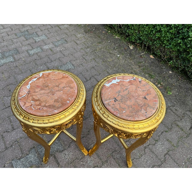 1950s 1950s French Louis XVI Gold Beech Marble Side Tables Pair For Sale - Image 5 of 11