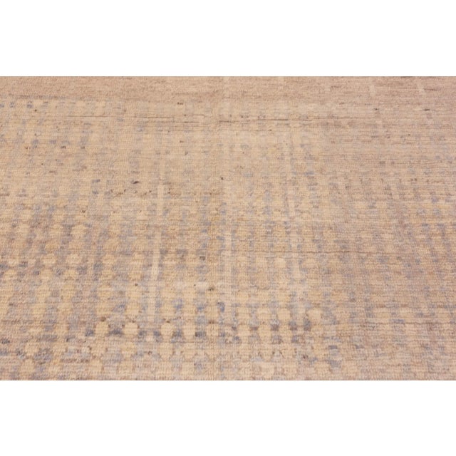 Cream Nazmiyal Collection Oversized Modern Moroccan Style Rug For Sale - Image 8 of 10
