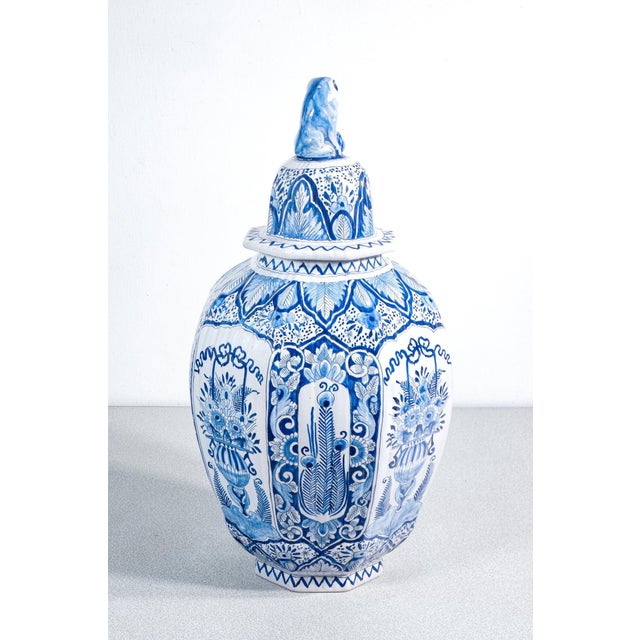 Lidded Vases, Delft, 1800, Set of x For Sale - Image 4 of 18
