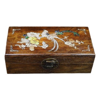 Huali Rosewood Box Inlaid With Mother-of-Pearl Bird Motif For Sale