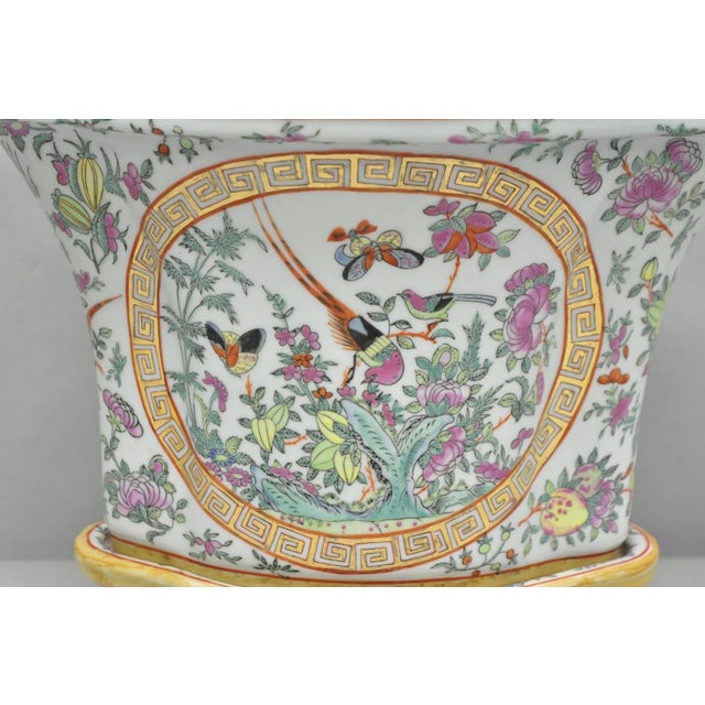 Chinoiserie Vintage Chinese Export Porcelain Bird Painted Cachepot Flower Pot Vase For Sale - Image 3 of 16