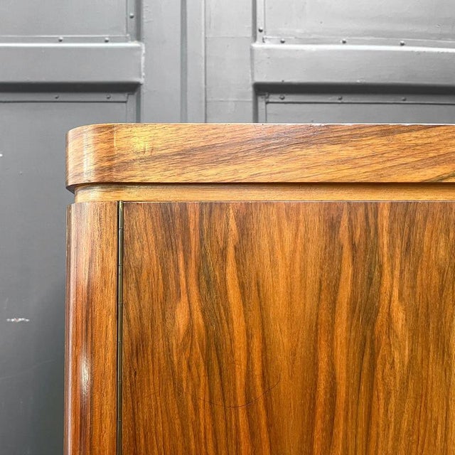 Brown Mid-Century Modern Wardrobe in Walnut, 1960s For Sale - Image 8 of 18