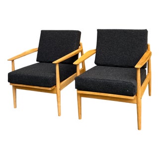 Beech Armchairs, 1960s, Set of 2 For Sale
