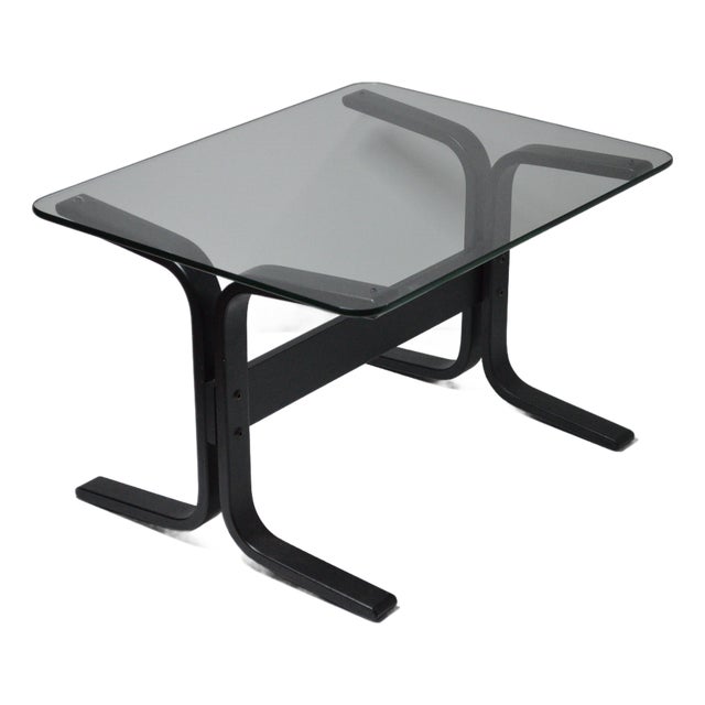 1960s Westnofa Norway Ingmar Relling Attribute Siesta Bentwood Black Glass Side End Table For Sale