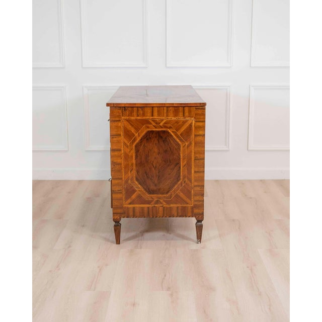 Wood Modenese 18th-century Louis XVI walnut chest of drawers with various woods For Sale - Image 7 of 9