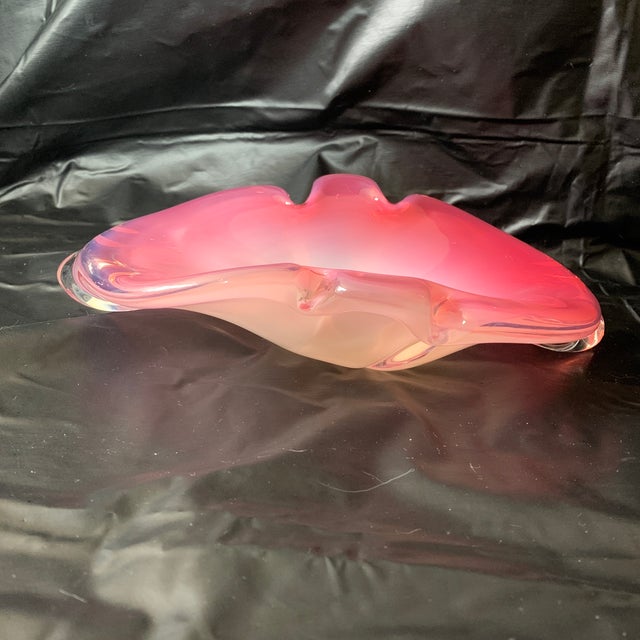 1950s Archimede Seguso Murano "Alabastro" Art Glass Bowl Catchall Opalescent Pink and White For Sale - Image 5 of 5