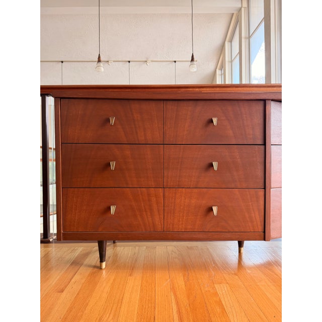 Mid-Century Modern Walnut Bassett Dresser / Credenza – Fully Restored For Sale - Image 3 of 8