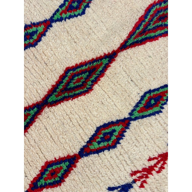 Moroccan Azilal Rug in Handwoven Wool, 1990s For Sale - Image 6 of 10