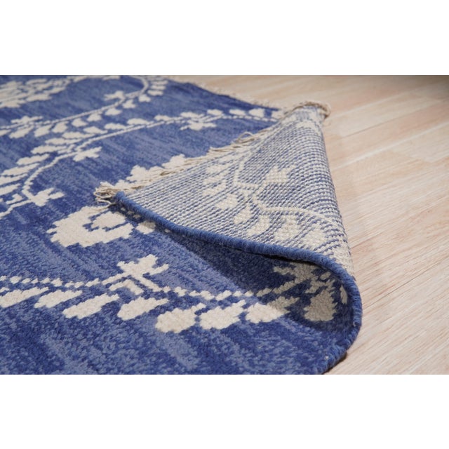 6x9 Luxurious Chloe Blue Floral Traditional Hand Knotted Wool Carpet Rug For Sale - Image 4 of 4