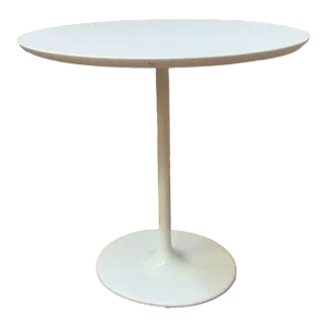 Postmodern Dizzie White Oval Base Side Table by Lievore Altherr Molina for Arper