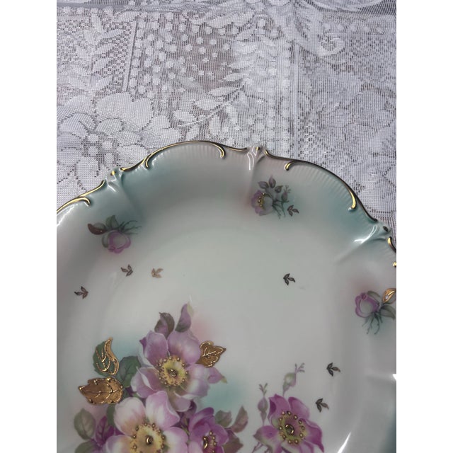 Metal 1950s Vintage Hand-Painted Bavaria Floral Plate with Gold Trim For Sale - Image 7 of 11