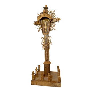 Vintage Hand Carved Wood Tramp Art Style Religious Altar Crucifix Altar Cross For Sale