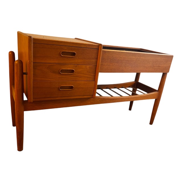 Mid-Century Modern Planter by Arne Wahl Iversen, 1960s For Sale