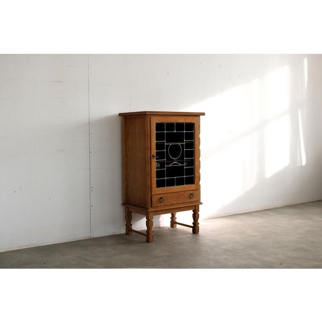 Vintage Bedside or Side Table in Oak attributed to Henning Kjærnulf, 1960s For Sale - Image 9 of 9