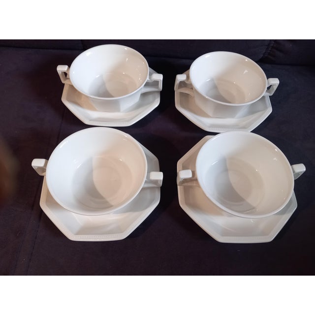 Porcelain Heritage Dinner Service from Johnson Brothers, England, 1970s, Set of 18 For Sale - Image 6 of 12