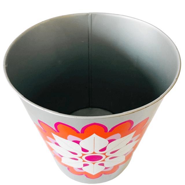 Vintage Pop Art Trash Can in Metal from Simel Vich, 1970s For Sale - Image 4 of 8
