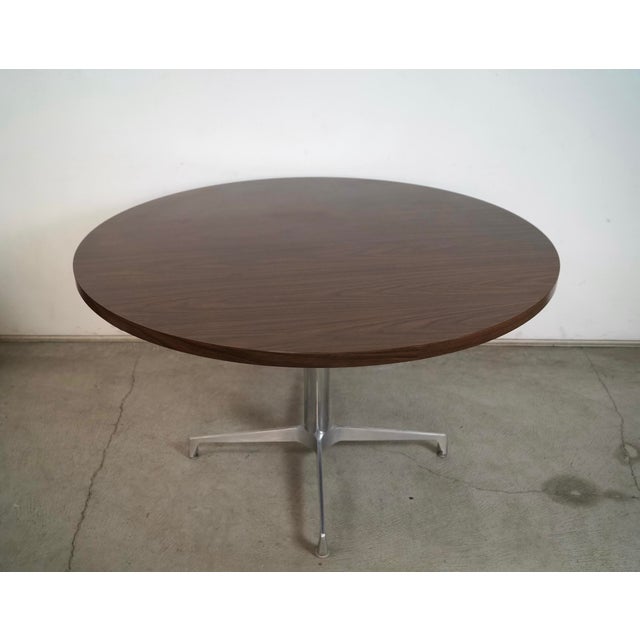 1960’s Mid-Century Modern Herman Miller Style Dining Table For Sale In Los Angeles - Image 6 of 12