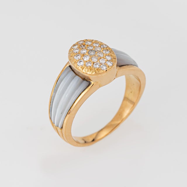 Stylish vintage diamond & fluted mother of pearl ring crafted in 19k yellow gold (circa 1980s). Crafted in Portuguese 19k...