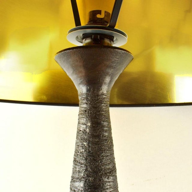 Black Studio Art Ceramic Table Lamp attributed to Rogier Vande Weghe for Perignem, 1960s For Sale - Image 8 of 9