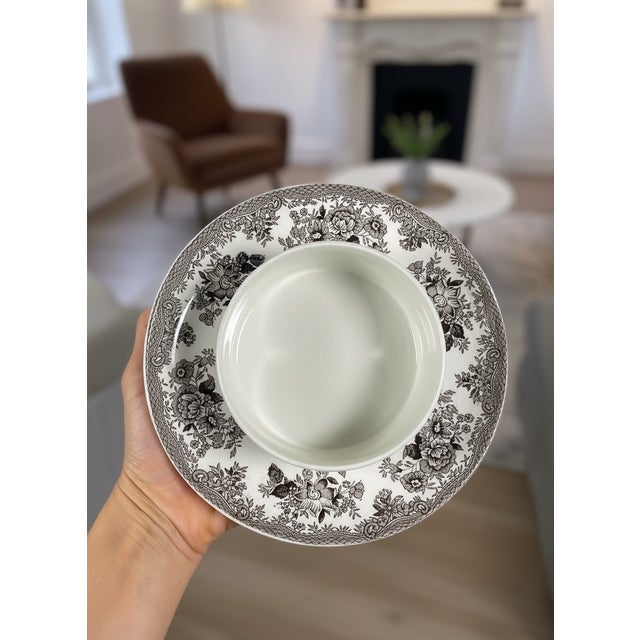 Pheasants Ceramic White and Brown Butter Dish from Wedgwood, 1960s, in Flawless conditions. Designed 1960 to 1969 This...