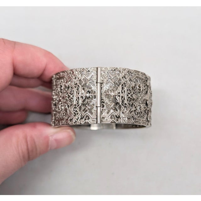 Art Deco Vintage Art Deco Signed Napier Silvertone Filigree Cuff Bracelet For Sale - Image 3 of 13