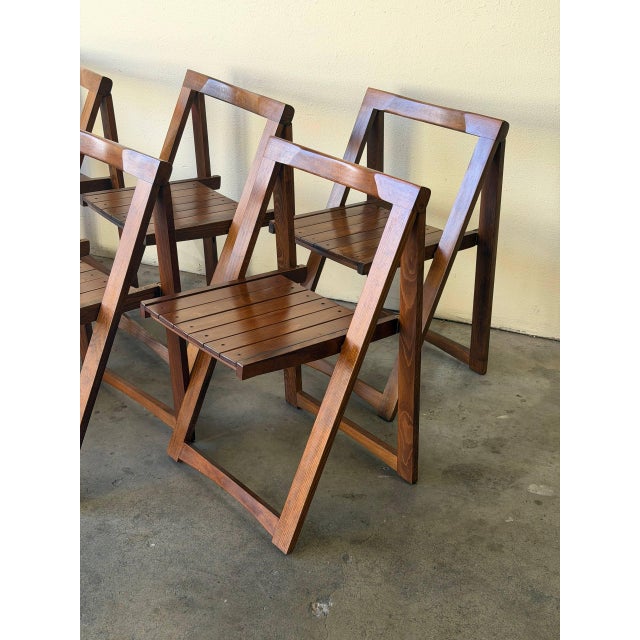 Set of 8 Mid Century Modern Folding Wood Chairs – Made in Romania, 1970s For Sale - Image 9 of 10