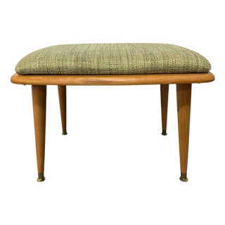 Mid-Century Modern Heywood Wakefield Champagne Upholstered Stool For Sale