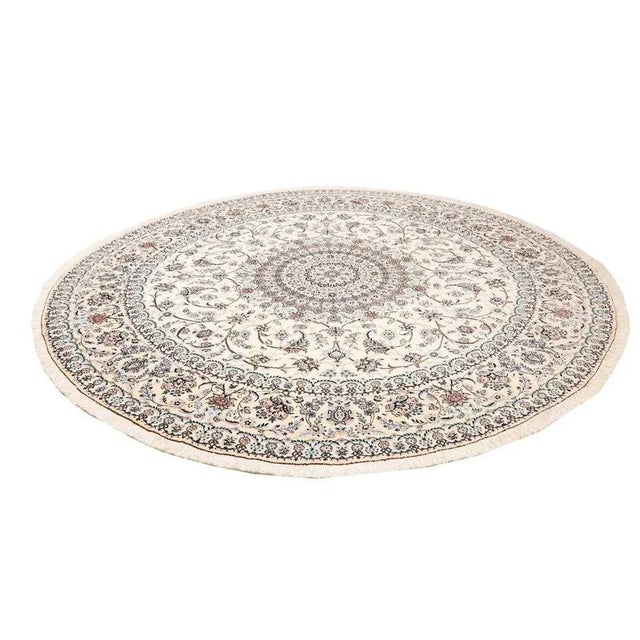 Middle Eastern Hand-Knotted Nain Rug with Floral Pattern For Sale - Image 3 of 11