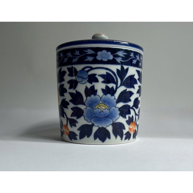 Ceramic Fukagawa Koransha Blue &.White Peonies Lidded Porcelain Jar, C. 1930s For Sale - Image 7 of 17