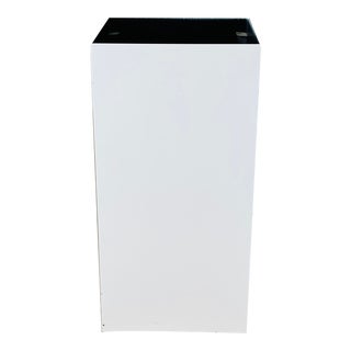 Vintage 1970s Square White Metal Desk Lamp For Sale