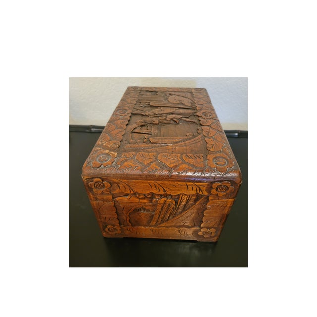 Mid-20th Century Chinese Carved Camphorwood Nested Boxes (Set of 3) by Hung Hop Chests Co. For Sale - Image 12 of 18