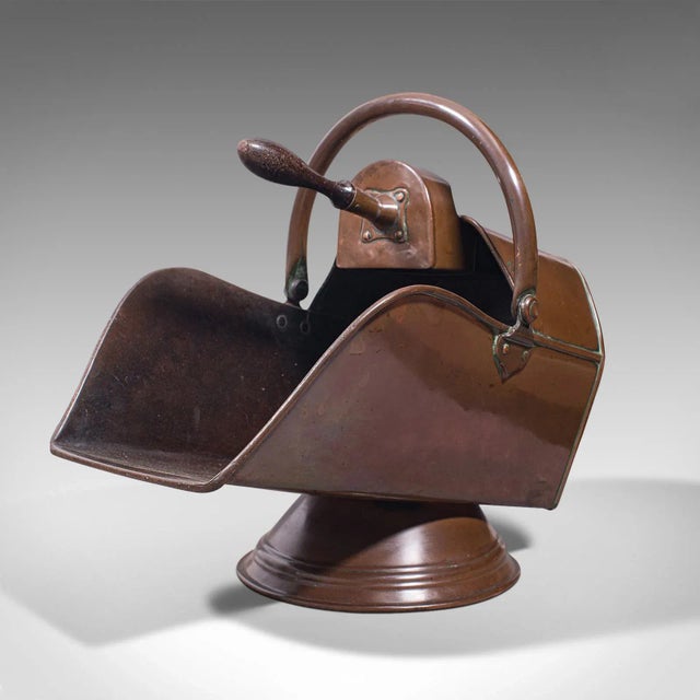 Victorian 1880s Antique Victorian English Copper Coal Scuttle For Sale - Image 3 of 13