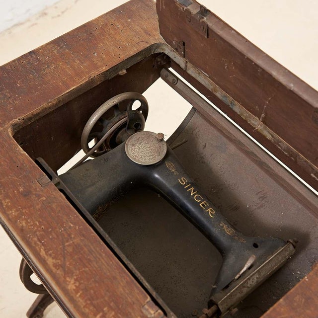 Singer Sewing Machine with Cast Iron Base For Sale - Image 6 of 8