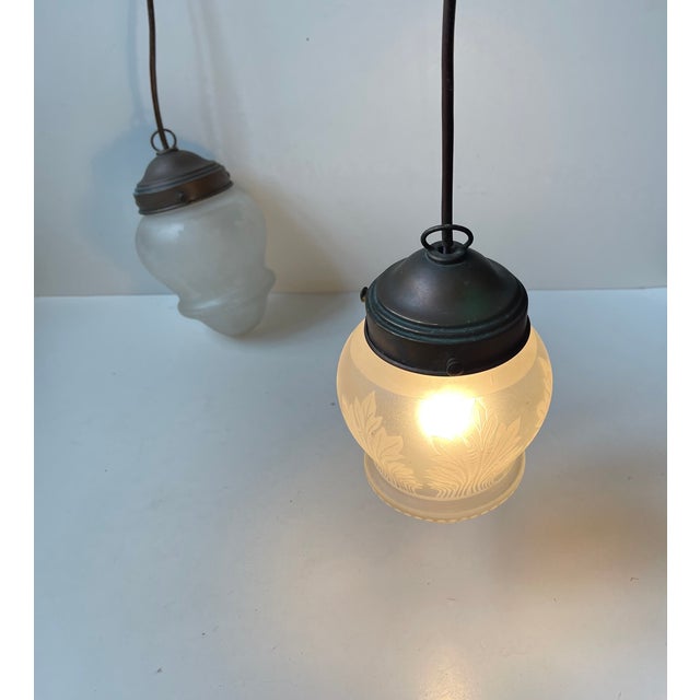 Antique Edwardian Style Etched Glass and Copper Pendant Lights, 1910s, Set of 2 For Sale - Image 5 of 9