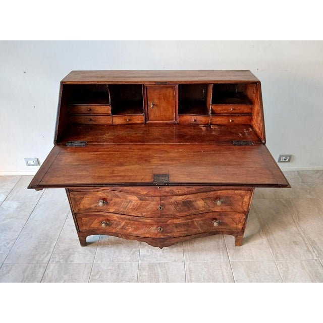 18th Century Louis XVI Drop-Leaf Chest of Drawers For Sale - Image 5 of 18