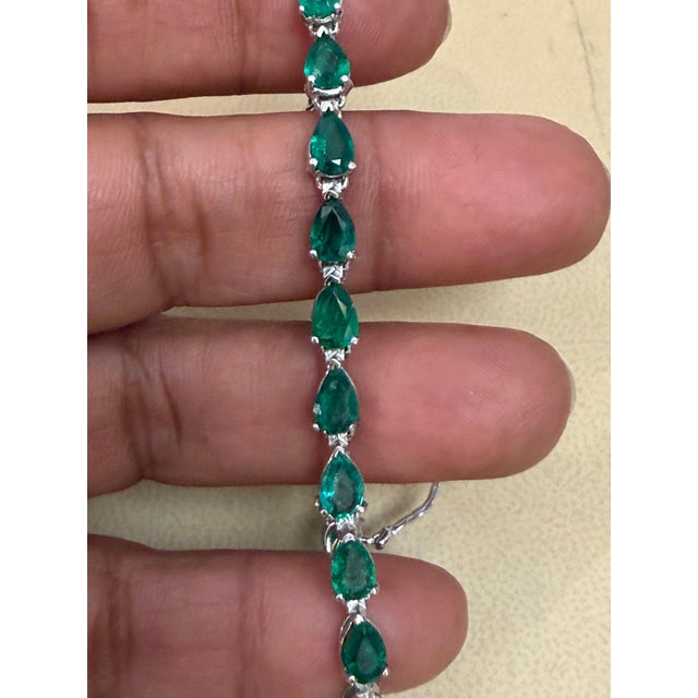 Metal 12 Ct Natural Pear Shape Emerald Cocktail Tennis Bracelet 14 Kt White Gold 7" For Sale - Image 7 of 8