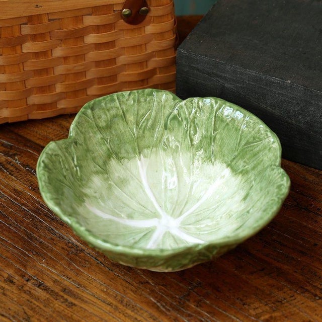 Rustic European Cabbage Ceramic Bowl – Set of 3 For Sale In Los Angeles - Image 6 of 7
