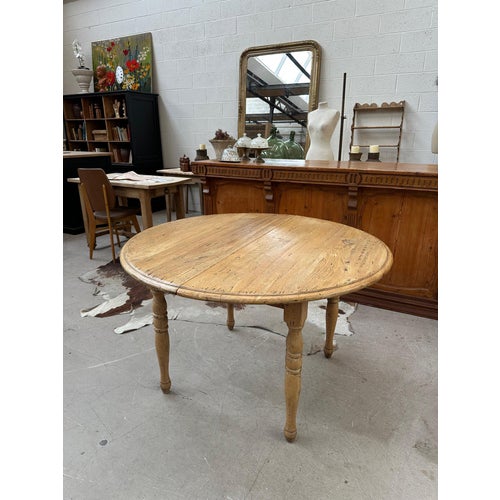 Round Solid Oak Table with Two Extensions For Sale - Image 12 of 12