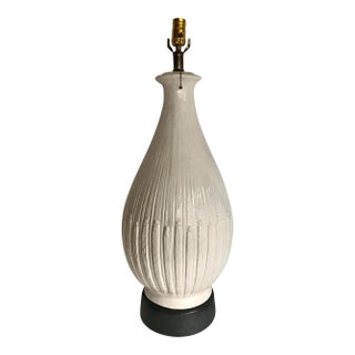 Mid 20th Century Organic Modern White Ceramic Pottery Crackle Glaze Lamp For Sale