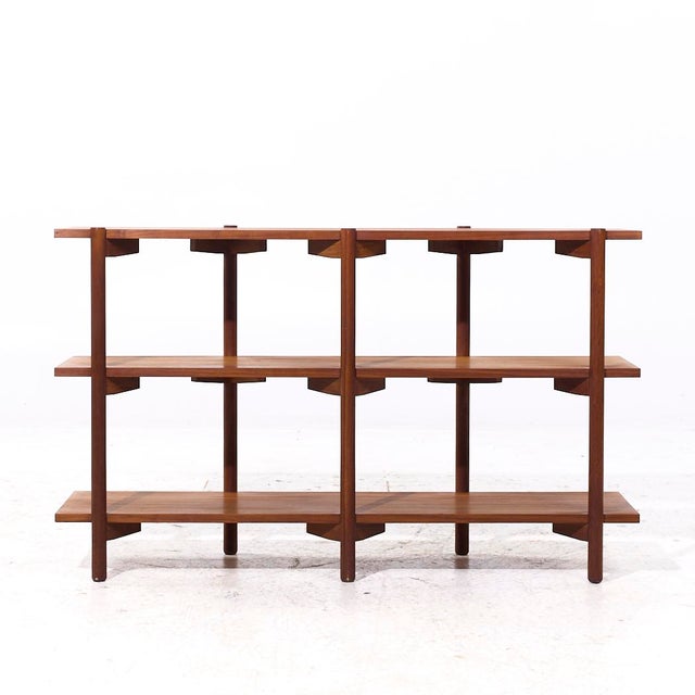Wood Milo Baughman for Glenn of California Mid Century Walnut 3 Tier Bookcase For Sale - Image 7 of 9