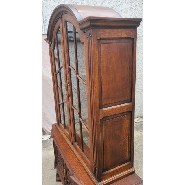 Brown Vintage 1930s Carved Oak Spanish Revival Display China Cabinet For Sale - Image 8 of 12
