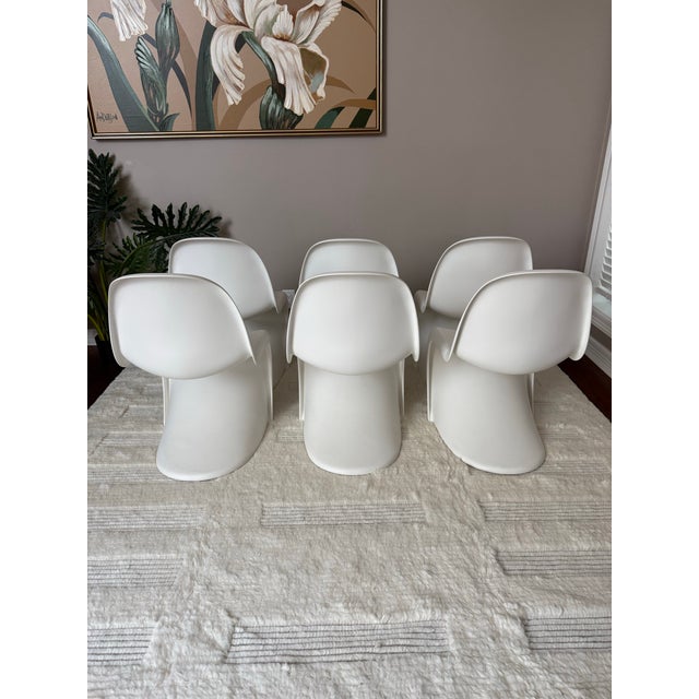 1990s Verner Panton for Vitra Sculptural Molded Fiberglass Dining Chairs For Sale - Image 9 of 12