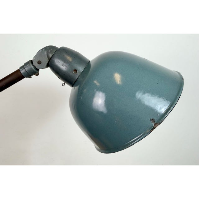 Industrial Grey Enamel Workshop Table Lamp from Siemens, 1950s For Sale - Image 18 of 18