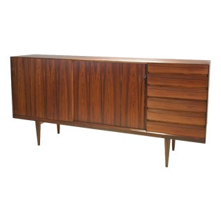 Highboard in Rosewood by Henry Rosengren Hansen for Brande Møbelindustri, Denmark, 1960s For Sale