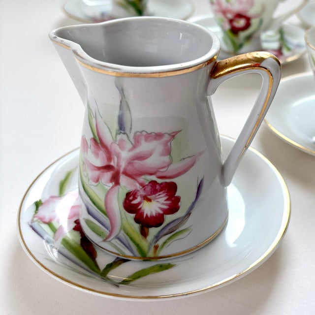 Traditional 1950s Hand-Painted Porcelain Demitasse Cups & Saucers With Creamer- 10 Pieces For Sale - Image 3 of 10