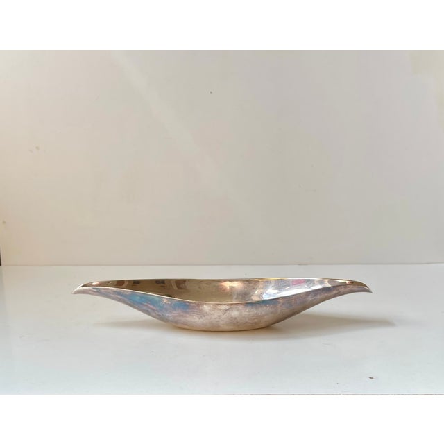 Modernist Silver-Plated Oblong Dish by Günter Kupetz from WMF, 1950s For Sale - Image 9 of 9