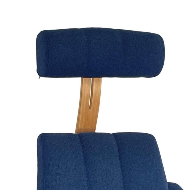 Ergonomically Shaped Rocking Chair by Peter Opsvik for Stokke For Sale - Image 5 of 10