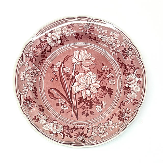 1980s Classic Mixed Designs Spode Red & White Dinner Plate Curation - Group of 6 For Sale - Image 5 of 16